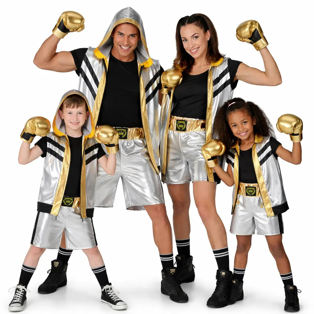 Grupo de amigos disfrazados de boxeadores con guantes y ropa deportiva en Carnaval