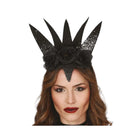 diadema negra de reina con flores complemento para look gótico o de fantasía en Halloween o fiestas temáticas