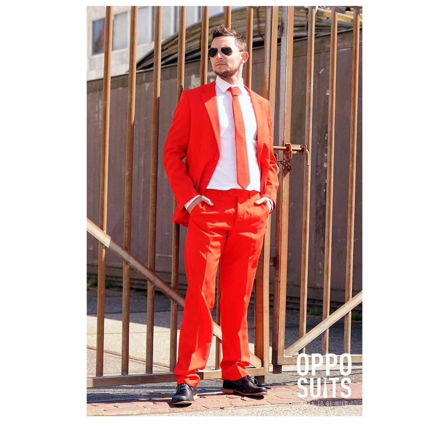 Traje rojo para hombre con americana, pantalón y corbata para fiestas