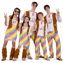 Grupo hippies arcoíris para fiesta Carnaval en grupo