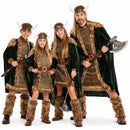 Grupo disfrazado de vikingos bárbaros con tonos marrones y verdes para Carnaval y fiestas temáticas