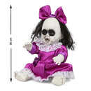 muñeca endemoniada para decoración de halloween terrorífica